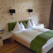 Schlafzimmer in Holz